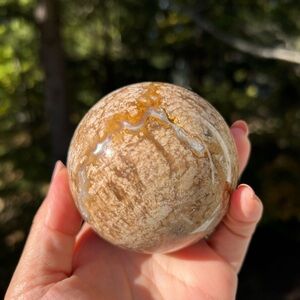 Jasper sphere (a) |  crystal